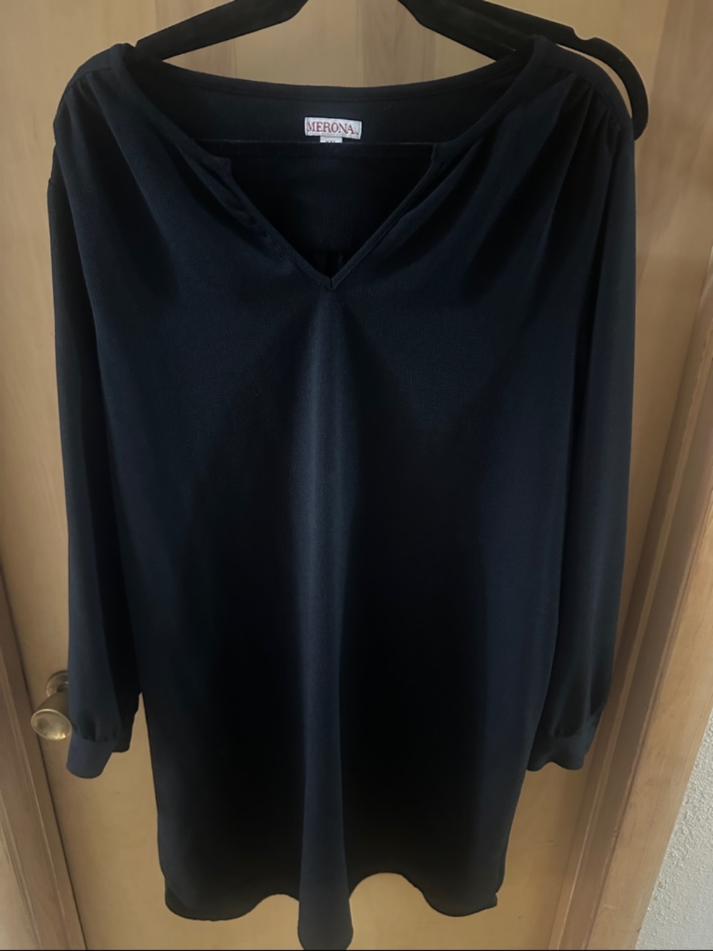 Merona Black V-Neck Long Sleeve Tunic Dress